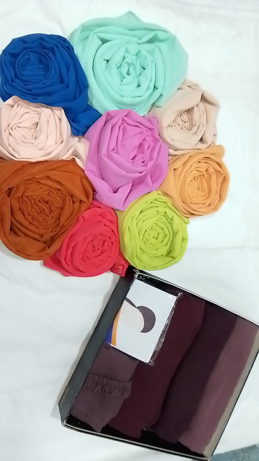 Elegant Hijab Stoler – Soft & Stylish Scarf