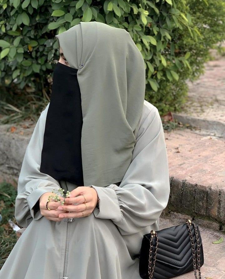Hijab, Niqab & staler